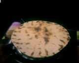 A picture of step 17 of Bajra roti.