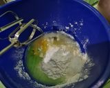 Foto langkah ke 1 dari resep Martabak Lipat Pandan Keju.