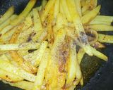 A picture of step 5 of Indian Garlic Potatoes.