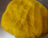 A picture of step 2 of Mava wheat flour gujiya.