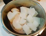 Foto langkah ke 2 dari resep Semur Lobak Sapi ala Jepang.