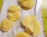A picture of step 2 of Hot dog potato crisps - Simple, fast and delicious!.