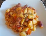 Foto del paso 5 de la receta: Guiso de invierno, con porotos de manteca y húngaras. 👨‍🍳