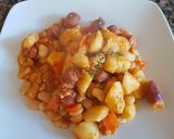 Foto del paso 5 de la receta: Guiso de invierno, con porotos de manteca y húngaras. 👨‍🍳