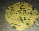 A picture of step 4 of Methi puri.