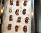 Foto del paso 2 de la receta: Palmeritas con crema de chocolate