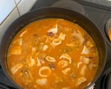 A picture of step 3 of Seafood Chilli Marrow Pasta.