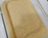 Foto del paso 3 de la receta: Bizcocho de yogur y limón rápido al microondas