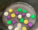 A picture of step 1 of Vietnamese Sweet Rice Dumplings (Chè Trôi Nước).