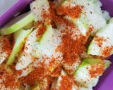 Foto langkah ke 2 dari resep Rujak Mangga Muda Bumbu Tabur.
