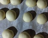 Foto langkah ke 6 dari resep Donat Lembut isi Coklat cuma 1 x proofing.