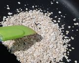 A picture of step 2 of Muhammara.