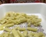 A picture of step 5 of Baked Cheesy Béchamel Pasta with mincemeat.