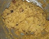A picture of step 7 of Honey oatmeal choco cookies.