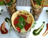 A picture of step 3 of Paratha roll.