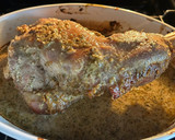 Foto del paso 5 de la receta: Paletilla de cordero entera al horno con especias y miel