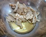 A picture of step 1 of Fresh Oyster Mushroom Stir Fry.