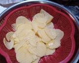 Foto langkah ke 2 dari resep Kentang goreng.