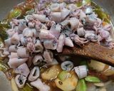 Foto langkah ke 4 dari resep Nasi Bakar Cumi Asin.