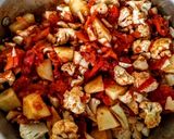 A picture of step 4 of Tandoori aalu gobhi.
