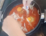Foto del paso 3 de la receta: Huevos en salsa 🍳