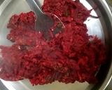 A picture of step 5 of Stuffed Beetroot Paratha.