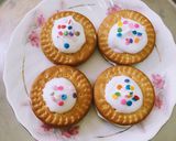 A picture of step 5 of Creamy Biscuit Sandwich.