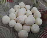 Hình bước làm 2 của món Trứng cút chiên nước mắm