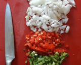Foto del paso 4 de la receta: Sopa de gambas frescas con marisco congelado