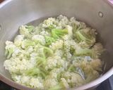 Foto del paso 2 de la receta: Pechuga de pollo con coliflor y manzana