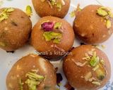 A picture of step 4 of Besan ladoo.
