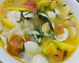Hình bước làm 3 của món Canh ngao dứa nguyên vỏ