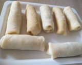 A picture of step 4 of Chicken spring rolls.