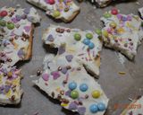 A picture of step 7 of Saltine chocolate crackers.