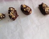 Foto del paso 3 de la receta: Dátiles rellenos de maní (snickers sin azúcar)