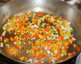 Foto del paso 3 de la receta: ARROZ BASMATI CON POLLO. JON STYLE