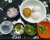 A picture of step 1 of Spanish Potato Omelette.