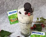 Foto langkah ke 5 dari resep Mulberry Oreo Creamy Matcha.
