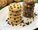 A picture of step 4 of Chocolate chips cookies.