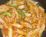 A picture of step 5 of Penne Arrabbiata.