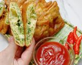 Foto langkah ke 5 dari resep Martabak Telur Mini.