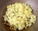 A picture of step 4 of Bengali Alur Chop.