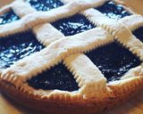 Foto del passaggio 6 della ricetta Crostata con confettura di uva (condita) e yogurt greco