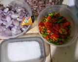 Foto langkah ke 1 dari resep Sambal Baby Cumi 🦑 sederhana.