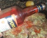 Foto del paso 3 de la receta: Pata y muslo deshuesado al limón