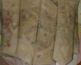 A picture of step 3 of Chicken veggi Chinese Roll.