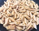 Foto del paso 3 de la receta Macarrones integrales boloñesa con champis