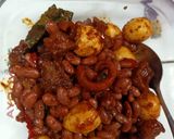Foto langkah ke 5 dari resep Kacang Merah,Telur Puyuh,Kerupuk Kulit (Dorokdok) Bumbu Rendang.