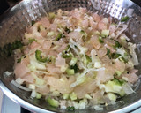 Foto del paso 4 de la receta: Tostadas de Manitas de Cerdo deshuesada al estilo Sonorense