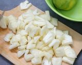 Foto langkah ke 2 dari resep Asinan Buah Segar Untuk Jualan.